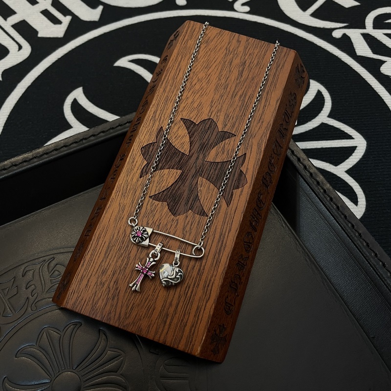 [原單對版] (配全套包裝) Chrome Hearts克羅心經典十回形針十字