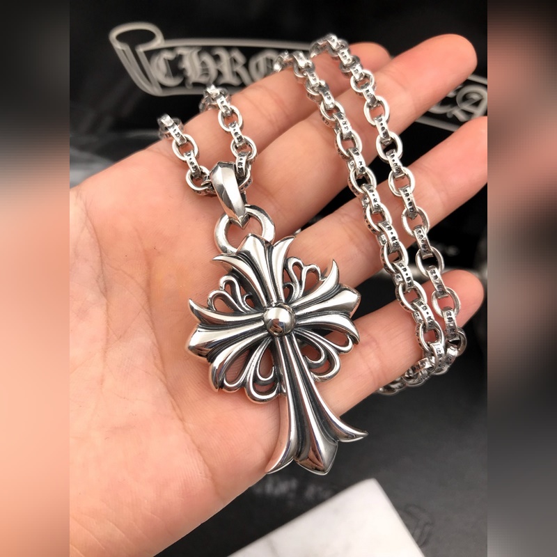 Chrome Hearts克羅心 十字架 十字花吊墜項鍊
