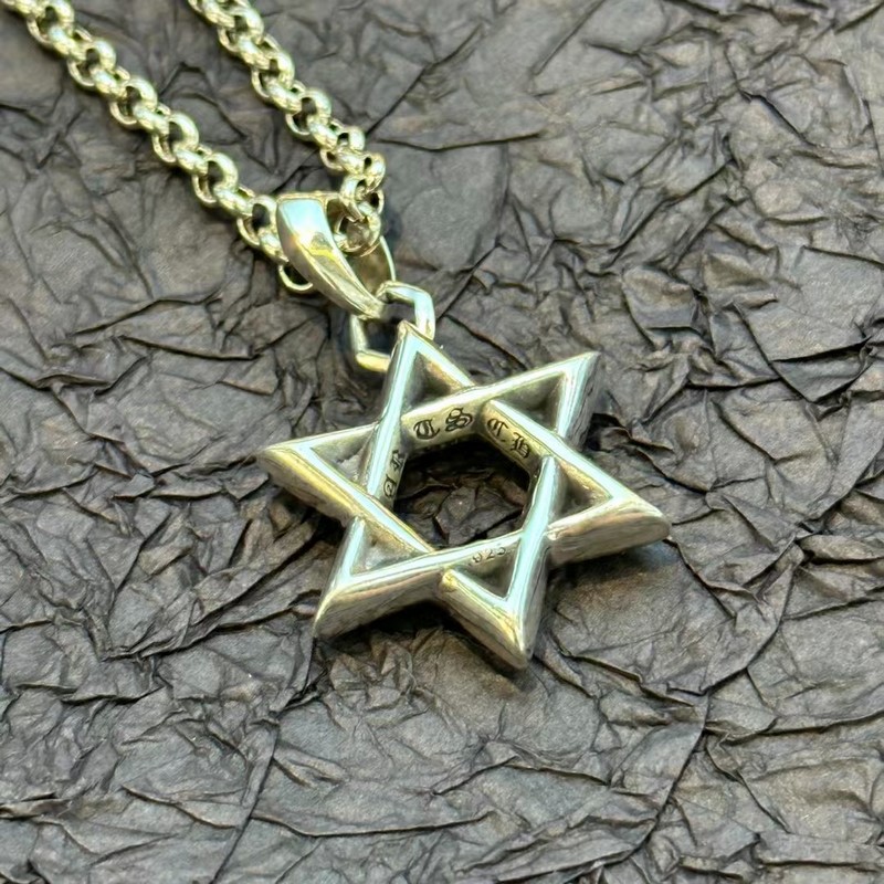 Chrome Hearts克羅心 經(jīng)典複古六芒星吊墜 經(jīng)典項鍊 凹凸造型不同的花