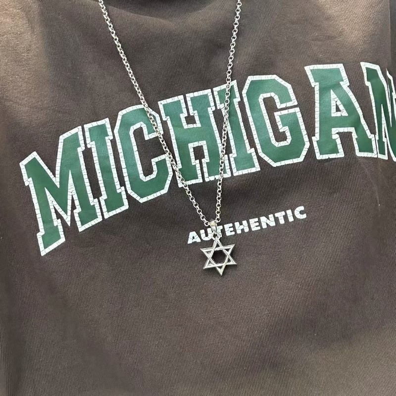 Chrome Hearts克羅心 經(jīng)典複古六芒星吊墜 經(jīng)典項鍊 凹凸造型不同的花