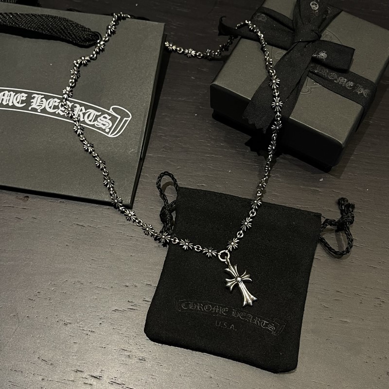 [原單對(duì)版] (配全套包裝) Chrome hearts克羅心 十字架一體項(xiàng)鍊
