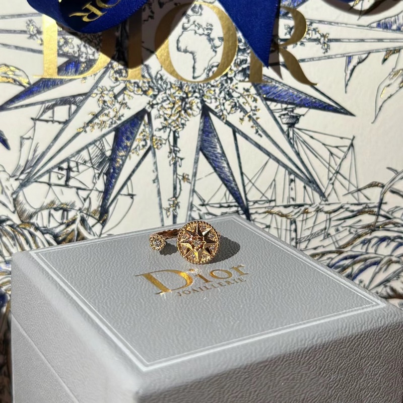 [原單對版(配全套包裝) 迪奧家新款開口滿鑽羅盤戒指 。