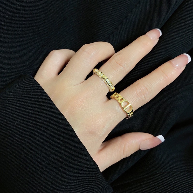 新款迪奧CD字母滿鑽套裝時(shí)尚系列五角星 造型戒指！夏天必備款 一戴就忍不住想誇的