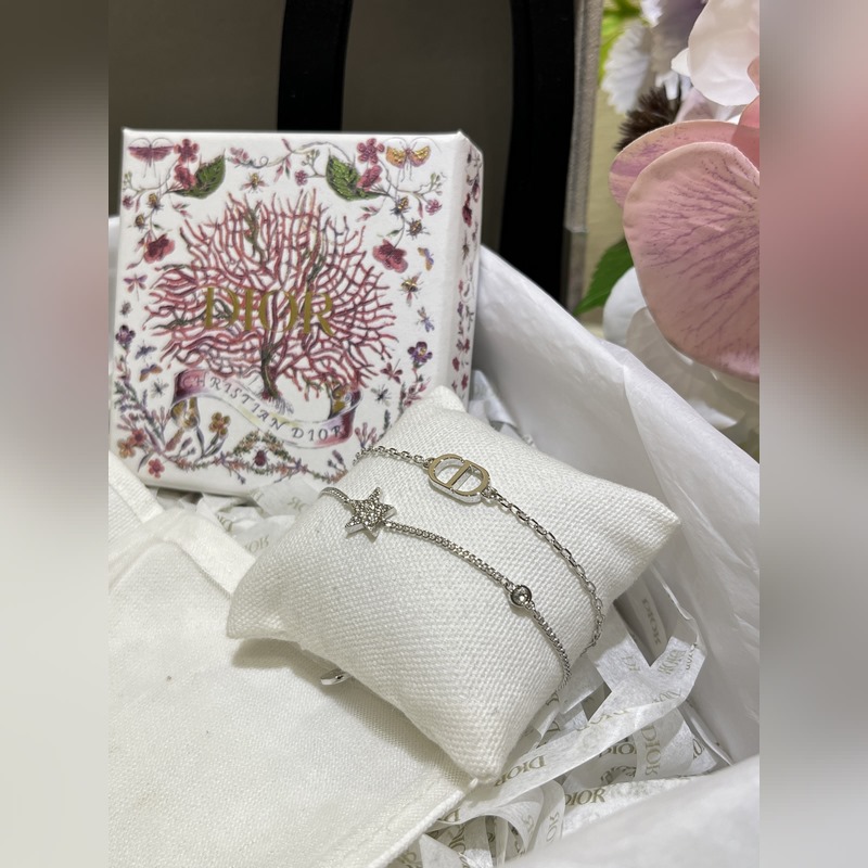 [原單對版] (配全套包裝) 迪奧家25年新款星星銀色雙層手鍊