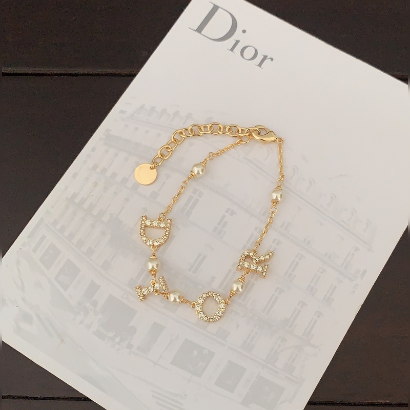 [原單對版] (配全套包裝) 迪奧最新款 滿鑽do字母手鍊