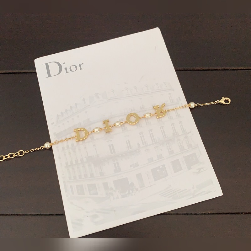 [原單對版] (配全套包裝) 迪奧最新款 滿鑽do字母手鍊