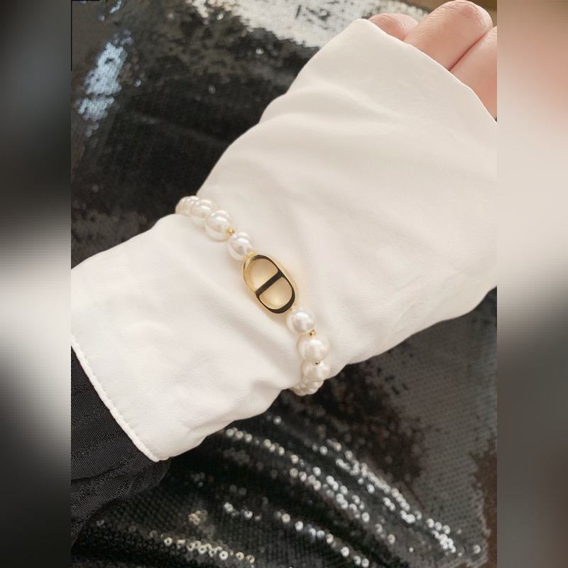 [原單對版] (配全套包裝) 迪奧字母珍珠手鍊