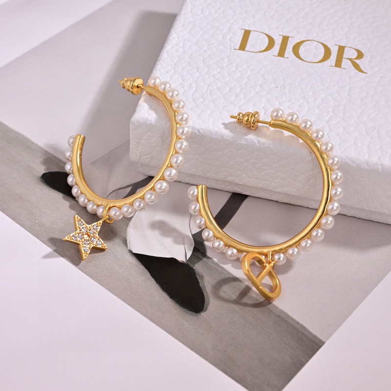 [原單對版]手鍊+ 項鍊+耳釘 迪奧 新款套裝 一線大牌都愛的Dior·迪奧 新