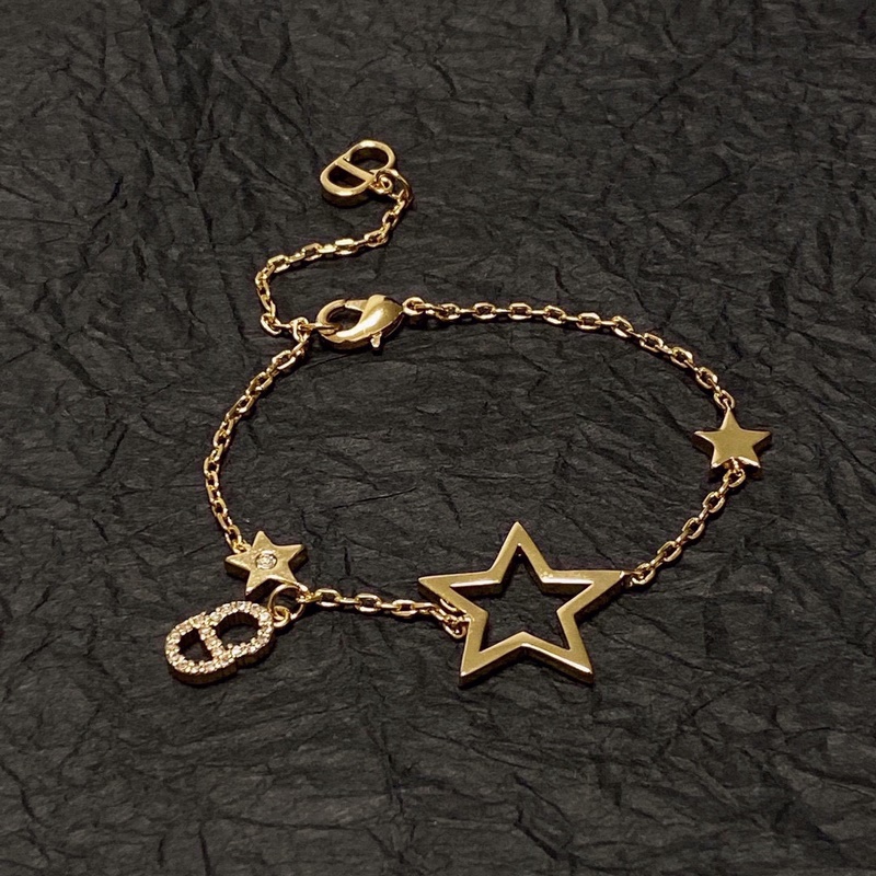 [原單對版] (配全套包裝) 迪奧Dior五角星 手鍊！CD滿鑽非常簡約又有內