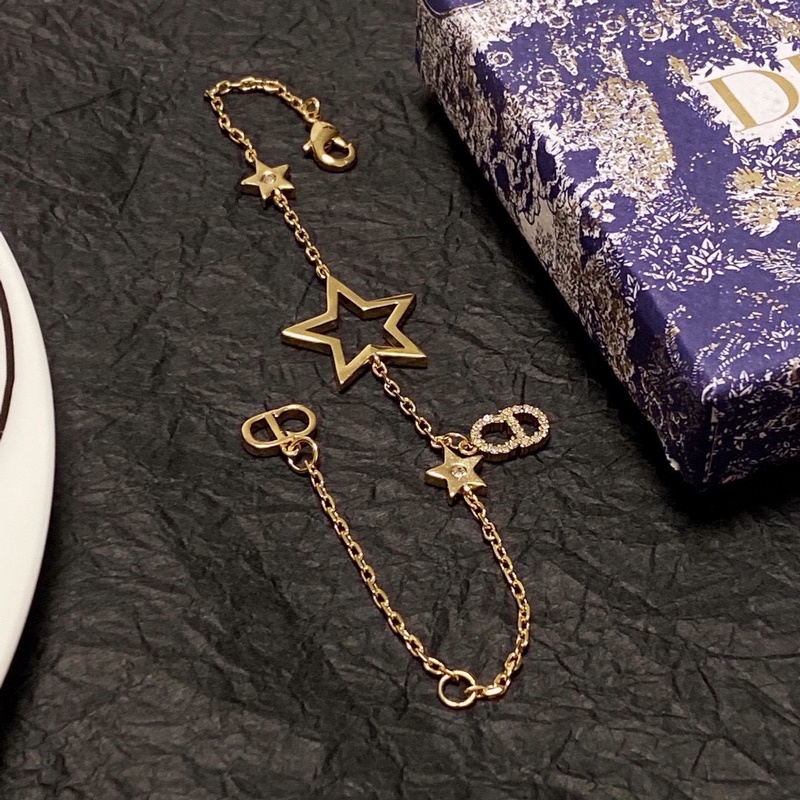 [原單對版] (配全套包裝) 迪奧Dior五角星 手鍊！CD滿鑽非常簡約又有內