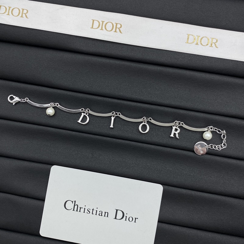 迪奧Dior新款手鍊