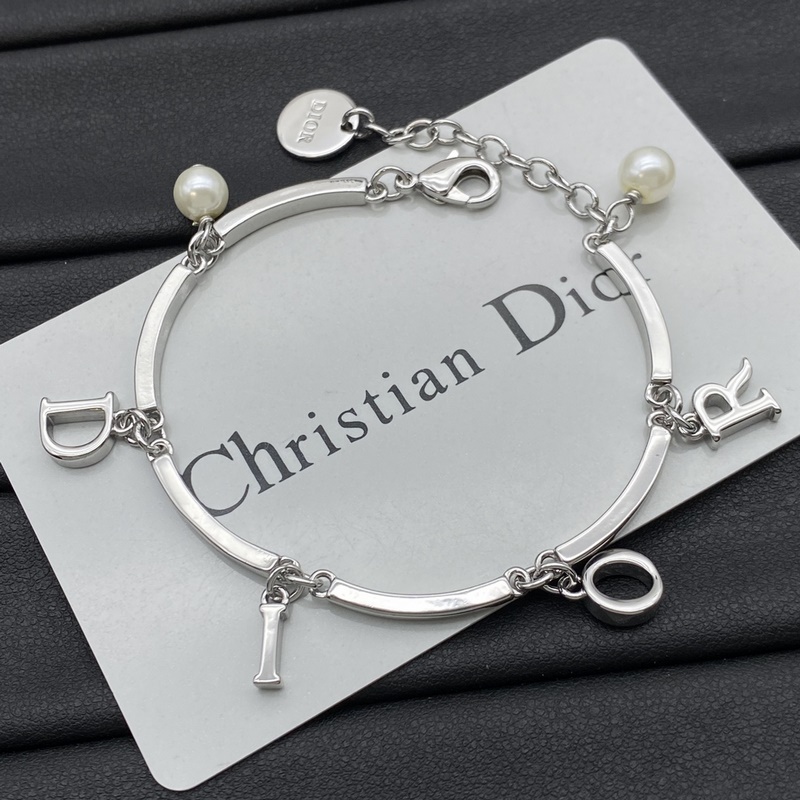 迪奧Dior新款手鍊