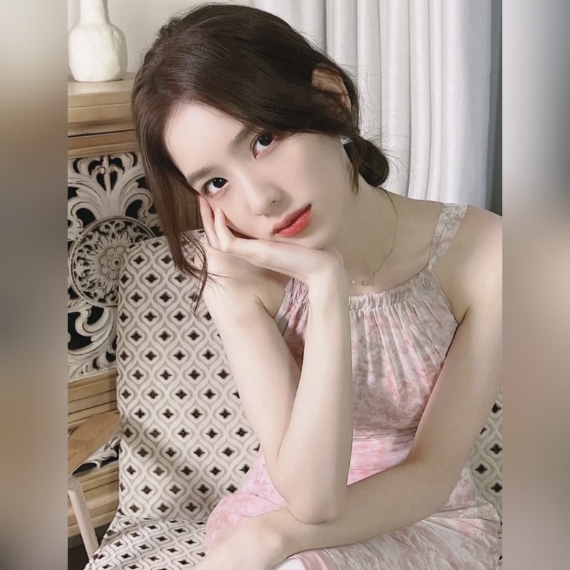 [原單對版] (配全套包裝) 迪奧家新款雙鑽單羅盤項鍊。