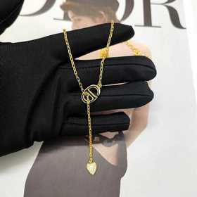 迪奧Dior新款CD 愛心鑽項鍊