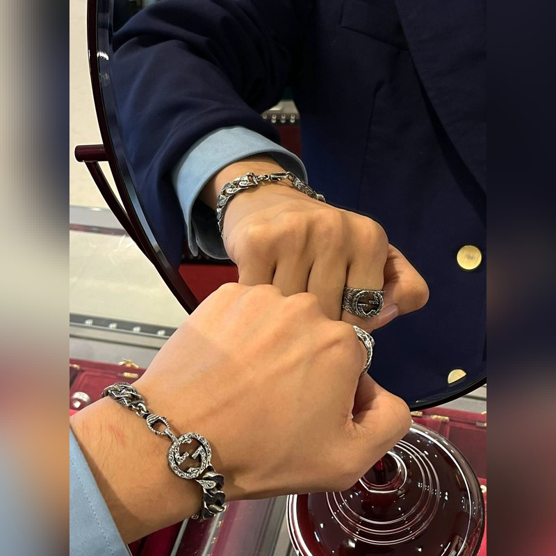 [原單對版] (配全套包裝) Gucci古馳互扣式雙G銀鍊式手鍊