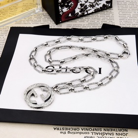 [原單對(duì)版] (配全套包裝) 新款GUCCI古馳經(jīng)典 字母套鍊，上身不要太好看