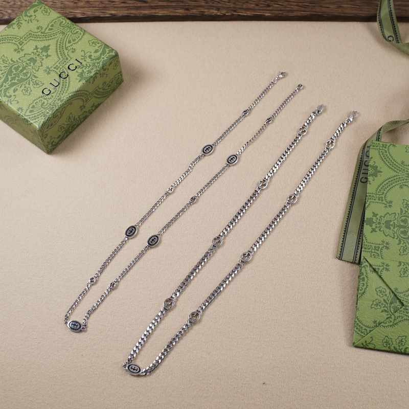 [原單對版] (配全套包裝) gucci雙g互扣式黑色項鍊，蕭戰同款 這款單戴