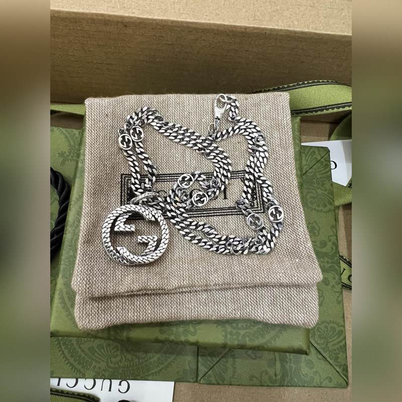 [原單對版] (配全套包裝) Gucci古馳新款互扣式雙G吊墜項鍊