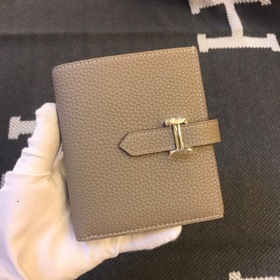 H家 H扣短夾錢包 男女通用款 原版togo皮 尺寸：10*12
