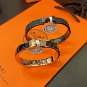 [原單對版] (配全套包裝) 愛馬仕H黑武士手鐲，玫瑰金黑H手鐲