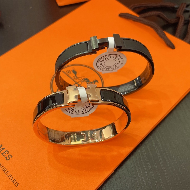 [原單對版] (配全套包裝) 愛馬仕H黑武士手鐲，玫瑰金黑H手鐲