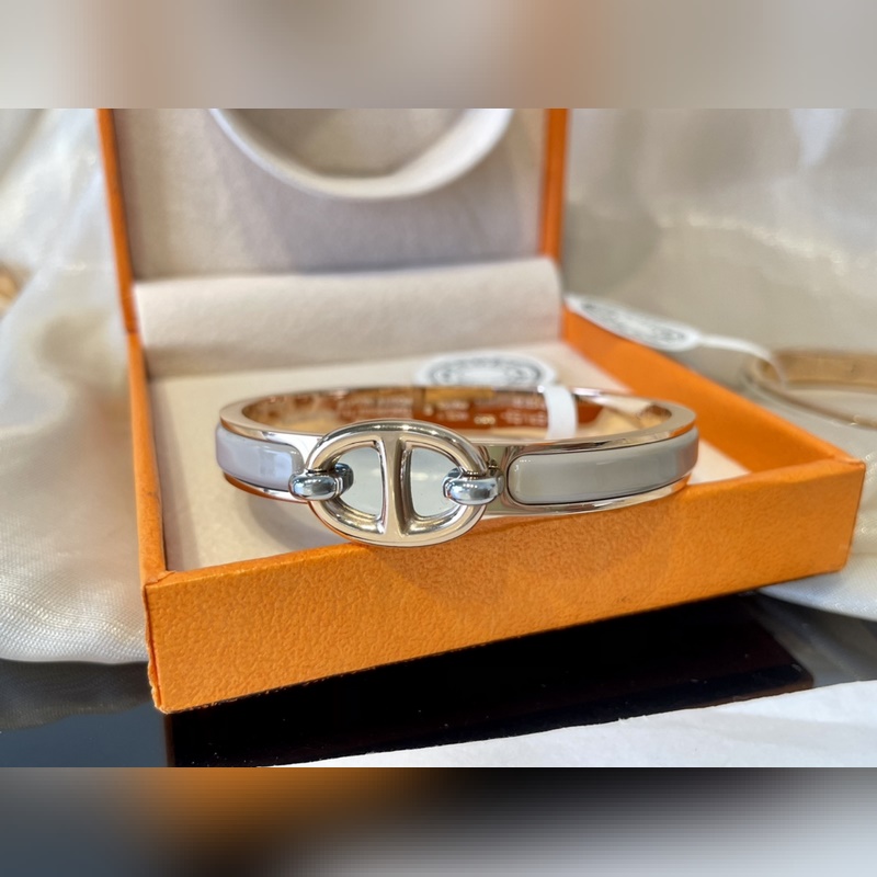 [原單對版] (配全套包裝) Hermes愛馬仕 Mini Clic 純色系