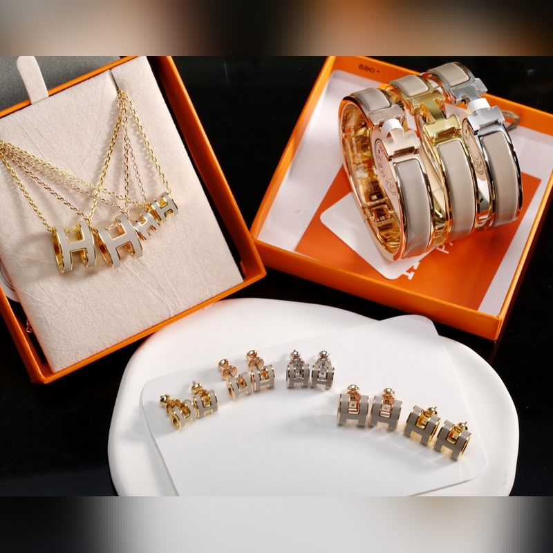 [原單對版]項鍊+手鐲 愛馬仕經典H系列套裝 手鐲 耳釘 項鍊 奶茶灰色