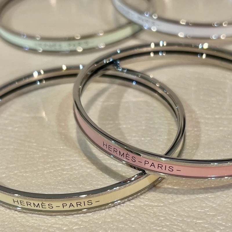 [原單對版] (配全套包裝) 小紅書爆款推薦 愛馬仕Hermes琺瑯手鐲小號細(xì)