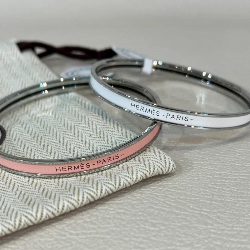 [原單對版] (配全套包裝) 小紅書爆款推薦 愛馬仕Hermes琺瑯手鐲小號細(xì)