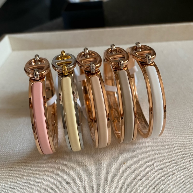 [原單對版] (配全套包裝) 最喜歡的愛馬仕豬鼻子手鐲顔色好顯白