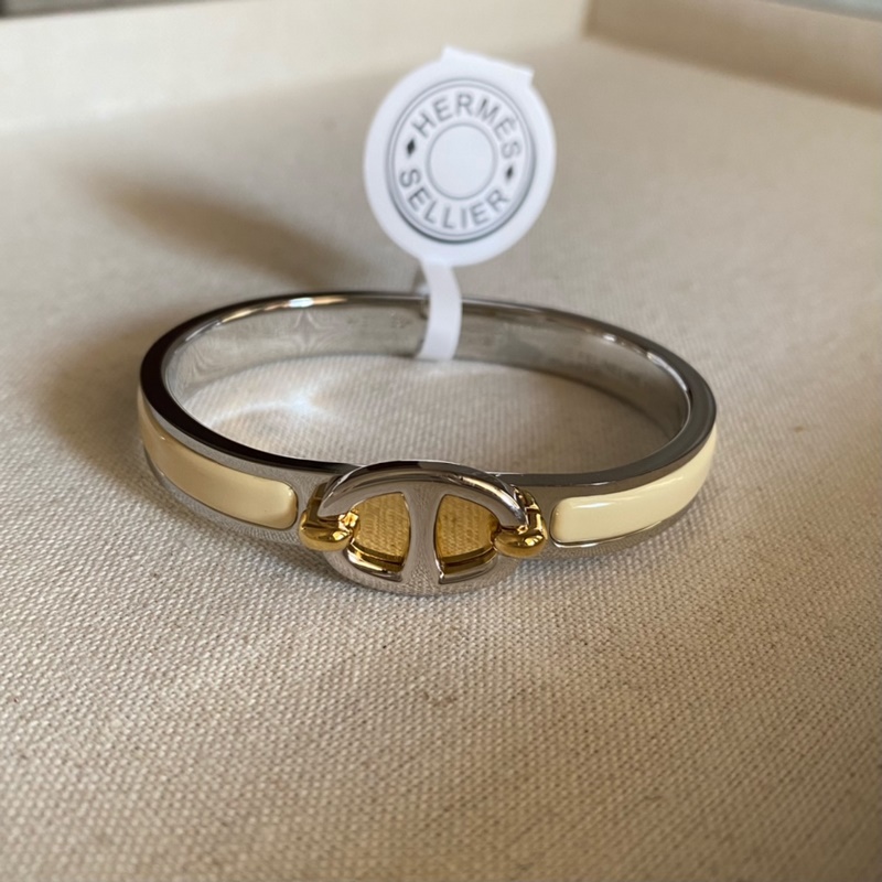 [原單對版] (配全套包裝) 最喜歡的愛馬仕豬鼻子手鐲顔色好顯白