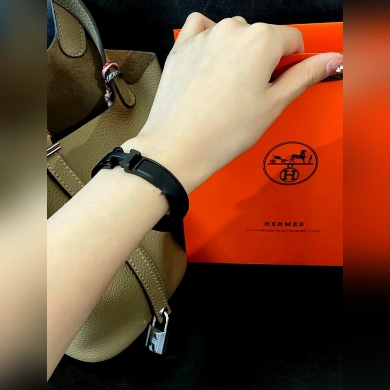 [原單對版] (配全套包裝) Hermes 愛馬仕手鐲 黑武士 原版定制 手