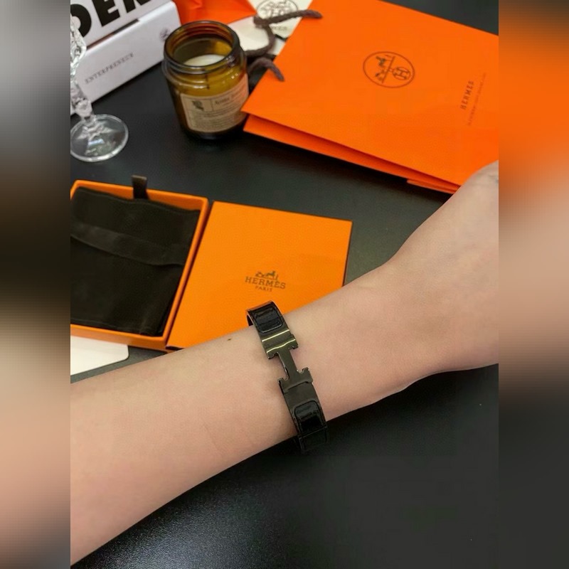 [原單對版] (配全套包裝) Hermes 愛馬仕手鐲 黑武士 原版定制 手