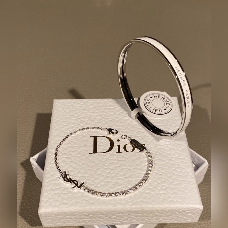 [原單對版] (配全套包裝) 愛馬仕 小紅書爆款 窄版手鐲熱賣色