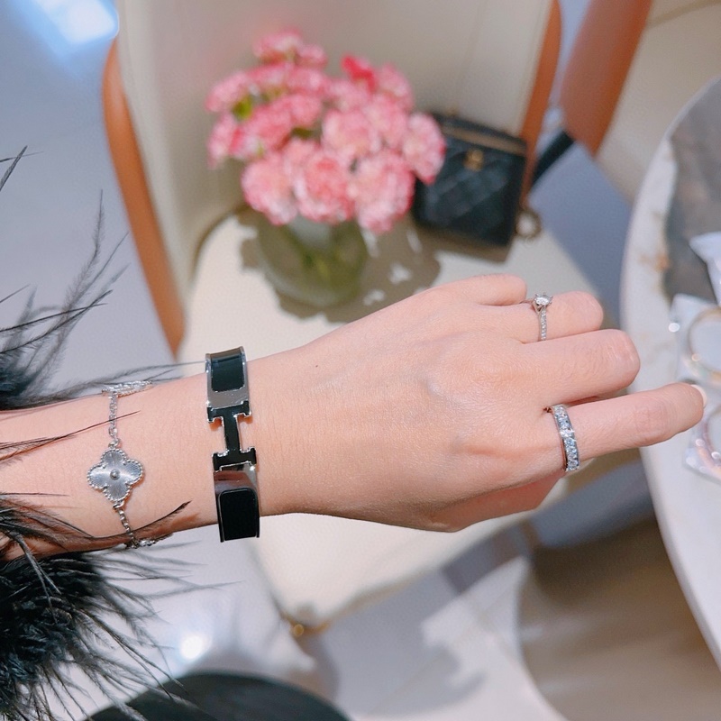 [原單對(duì)版] (配全套包裝) Hermes 愛馬仕手鐲 愛馬仕手環(huán) 琺瑯工藝