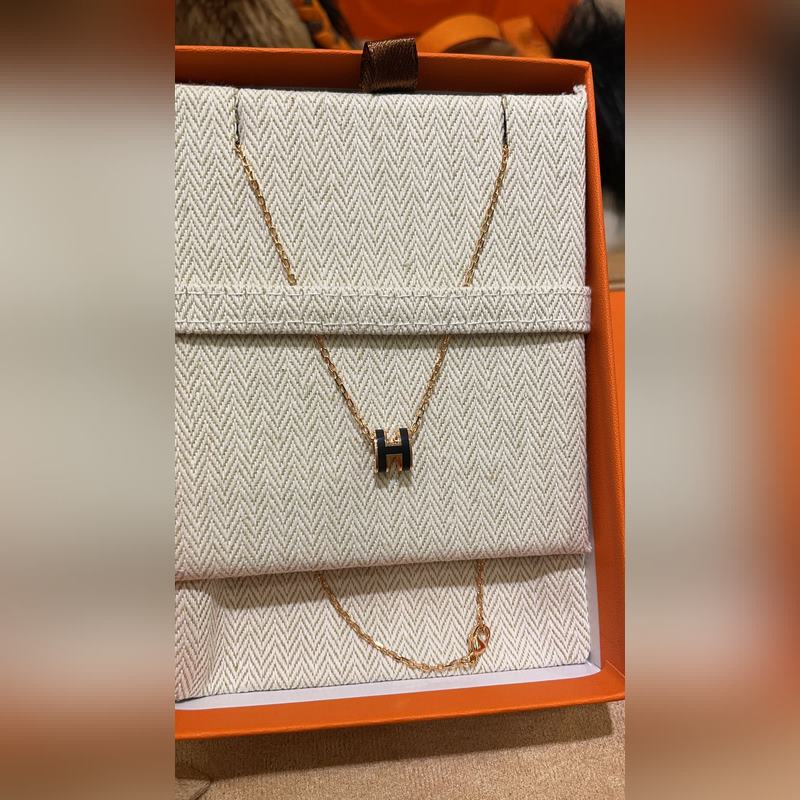 [原單對版] (配全套包裝) 愛馬仕迷你黑金配色琺瑯項鍊。