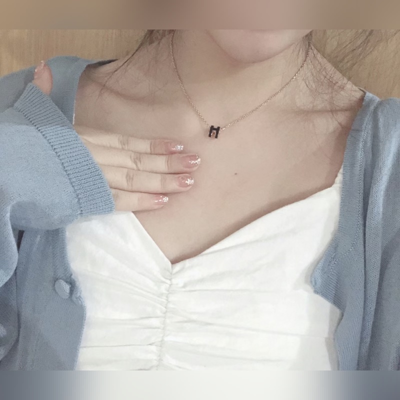 [原單對版] (配全套包裝) 愛馬仕迷你黑金配色琺瑯項鍊。