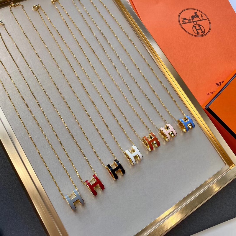 愛馬仕經(jīng)典琺瑯項鍊集合圖