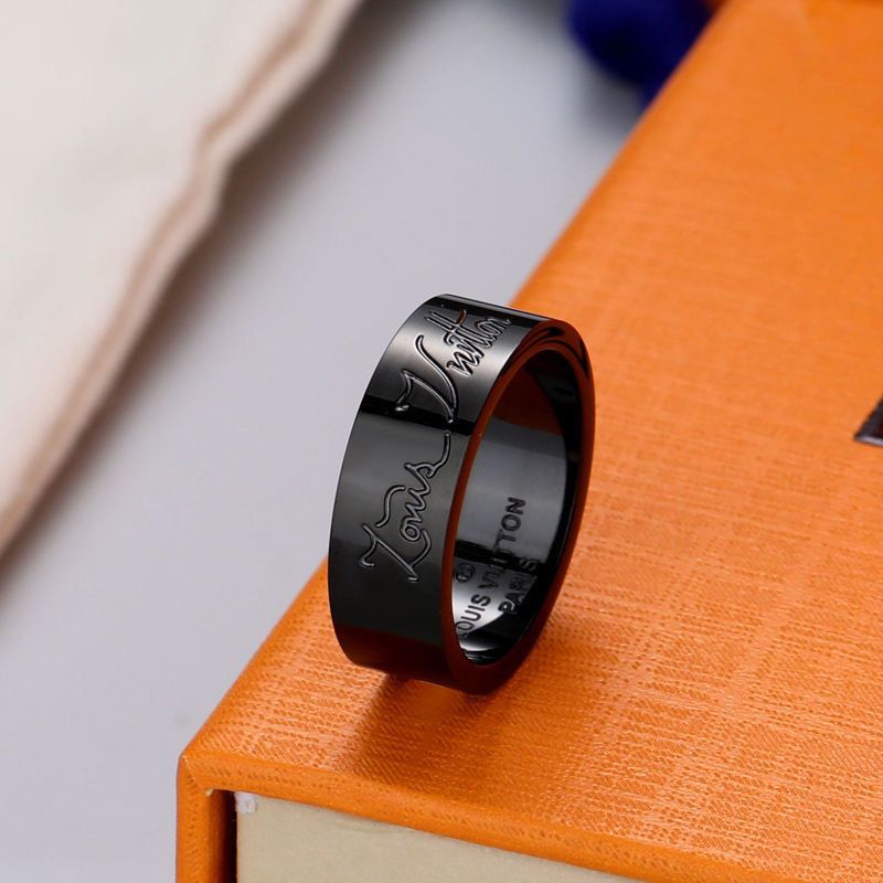 [原單對(duì)版] (配全套包裝) 驢家新款You And Me LV戒指由寬窄不同