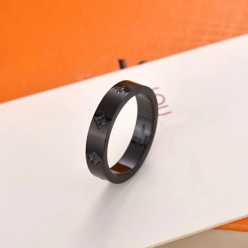 [原單對(duì)版] (配全套包裝) 驢家新款You And Me LV戒指由寬窄不同