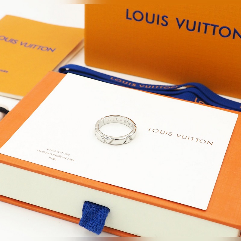 驢家最新款LV戒指Volt 銀色 金色 玫瑰金戒指以均衡間隔交替排列 L 字和