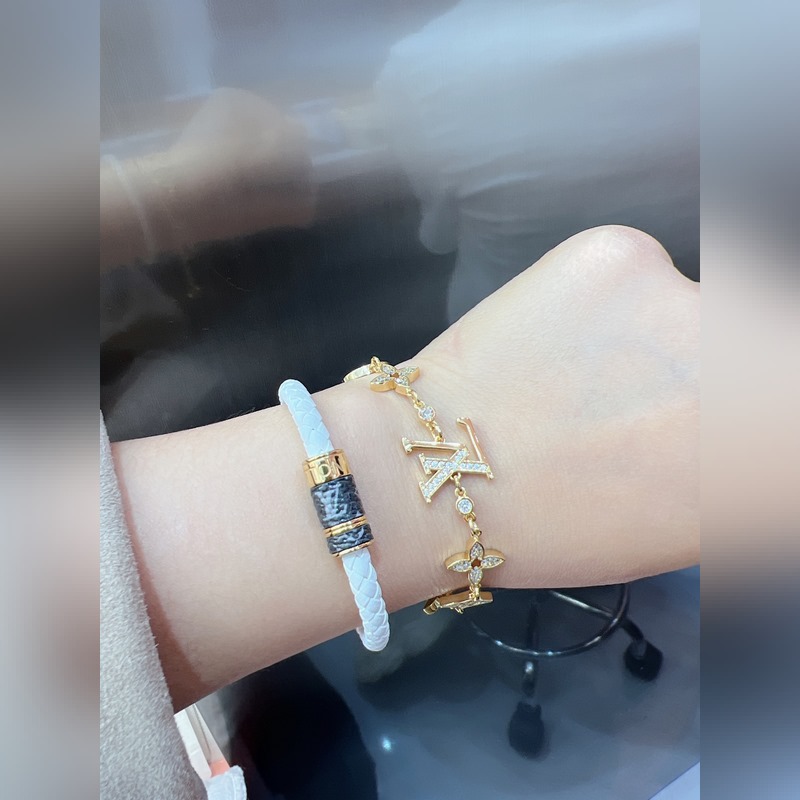 驢家老花滿鑽手鍊