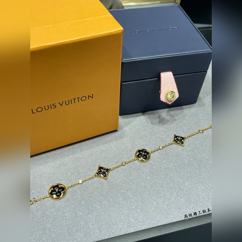 [原單對版] (配全套包裝) LV高級黑瑪瑙大號四花手鍊，美麗的花朵在貝殼上綻