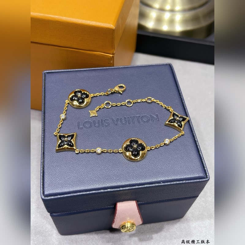 [原單對版] (配全套包裝) LV高級黑瑪瑙大號四花手鍊，美麗的花朵在貝殼上綻