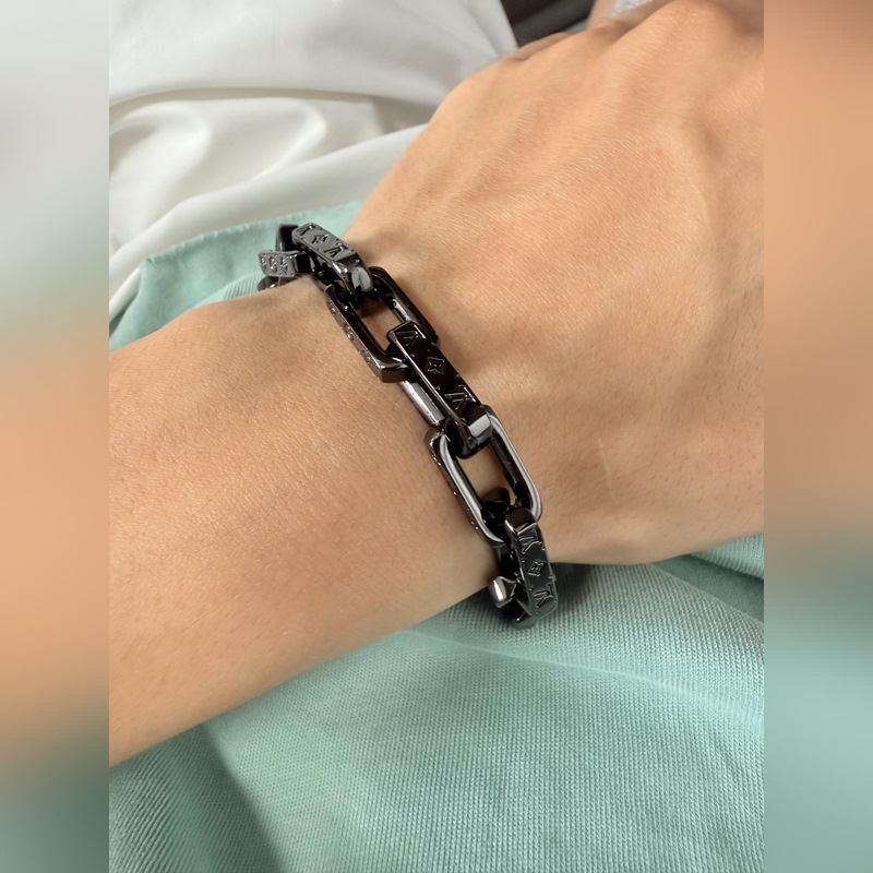 [原單對版] (配全套包裝) LV Monogram 淬火 黑金手鍊 專櫃對版