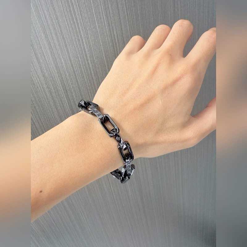 [原單對版] (配全套包裝) LV Monogram 淬火 黑金手鍊 專櫃對版