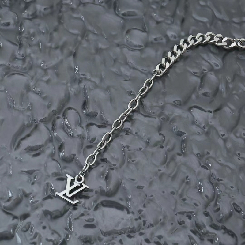 [原單對版] (配全套包裝) LV 路易威登 新款MNG ROW男女同款銀色拋