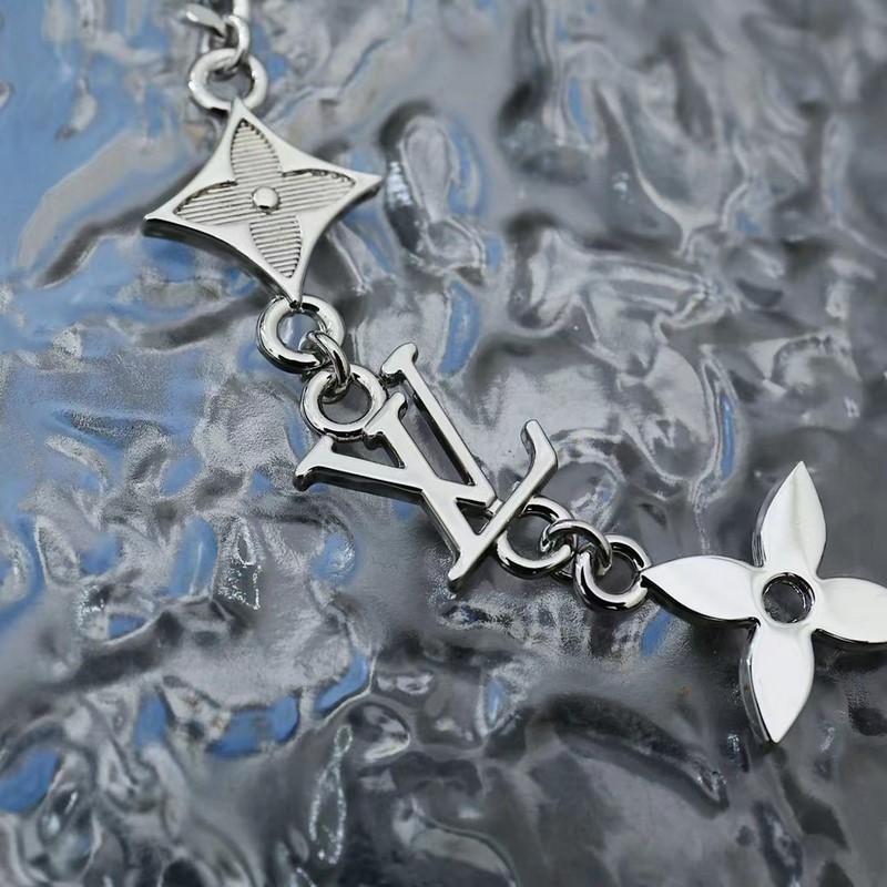 [原單對版] (配全套包裝) LV 路易威登 新款MNG ROW男女同款銀色拋