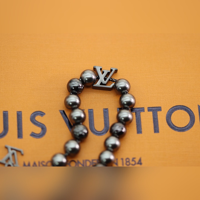 [原單對版] (配全套包裝) LV Beads 黑色變色串珠情手侶鍊 LV