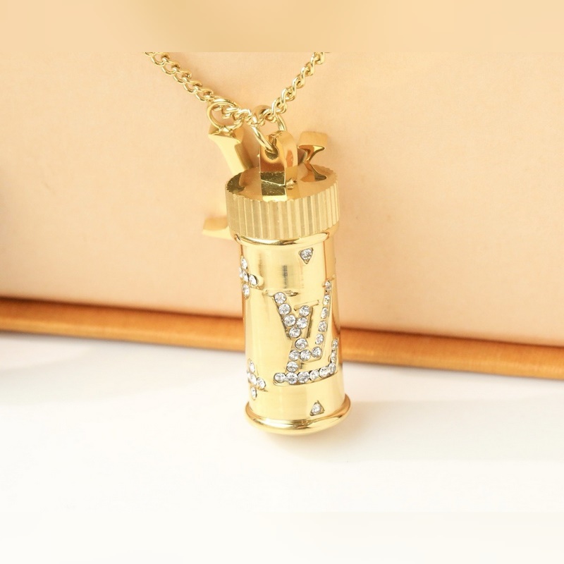 [原單對版] (配全套包裝) lv驢家項鍊 帶有小碎鑽的香水造型吊墜 風格獨特